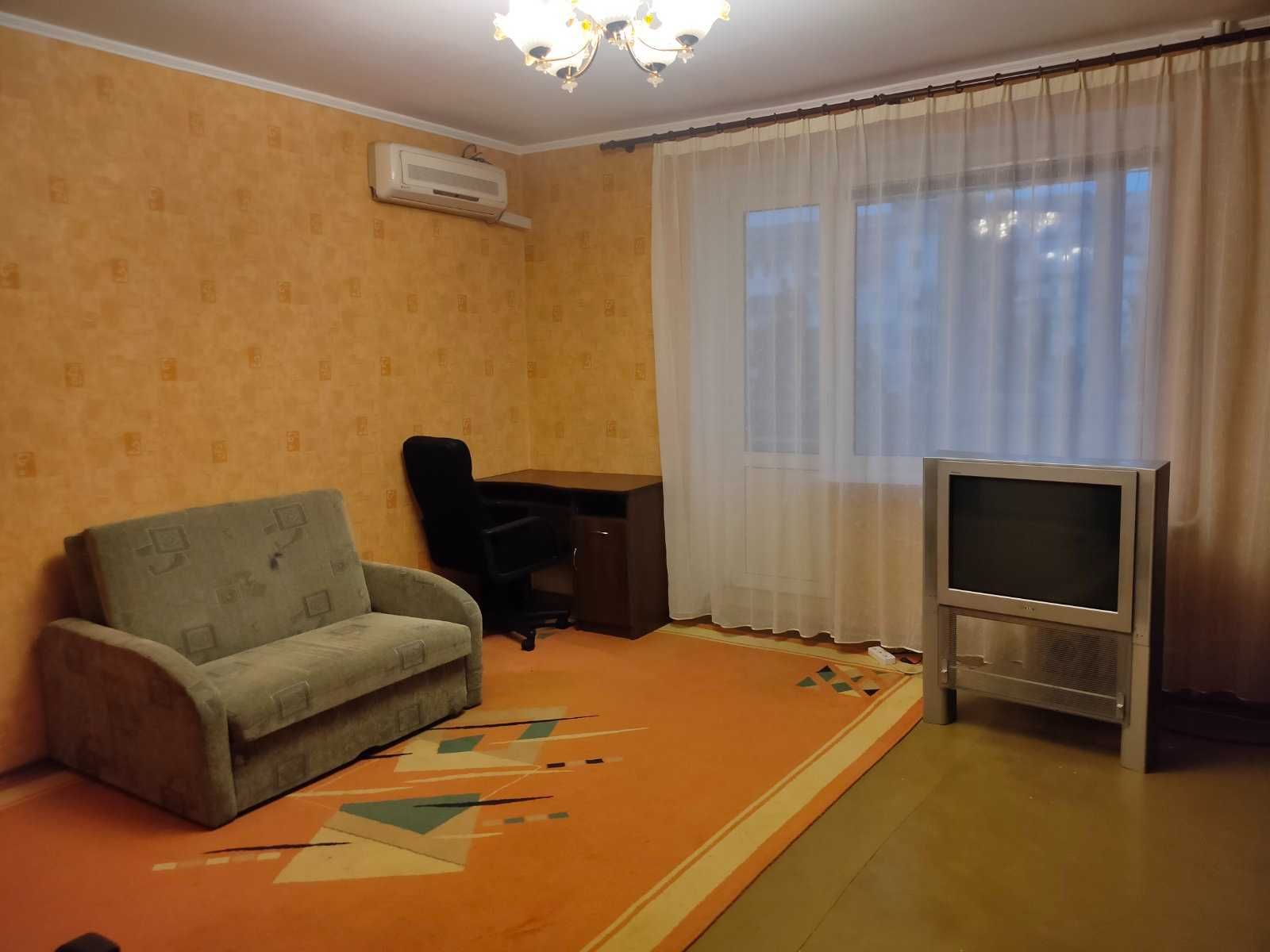 Сдаю  1-к.кв в Корабельном р-н
Олега Ольжича 3 Г