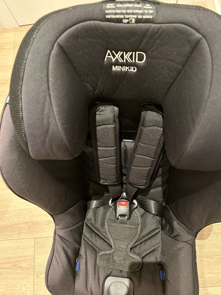 Fotelik do 25 kg Axkid Minikid