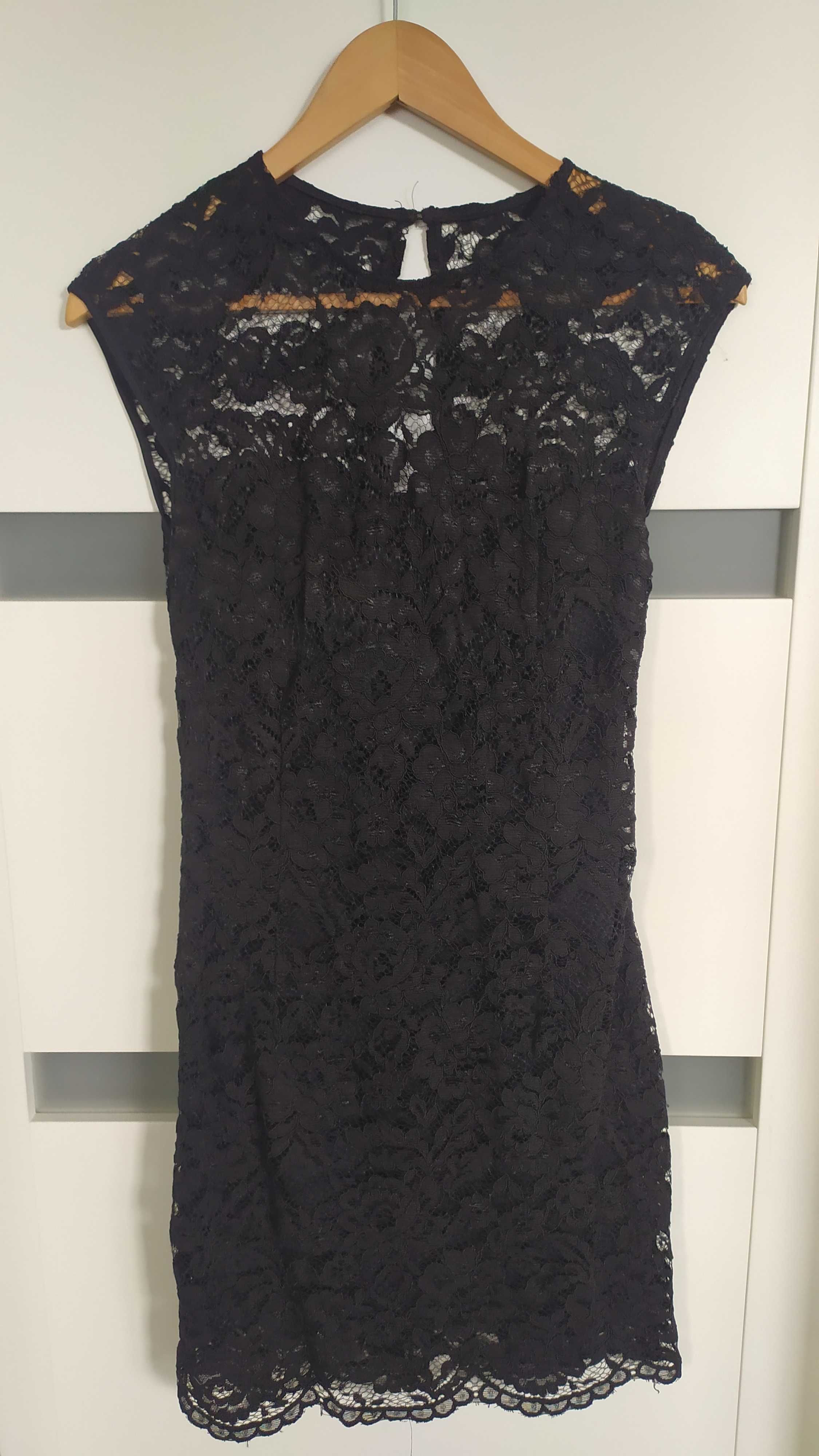 Reserved - czarna wizytowa sukienka r. 34