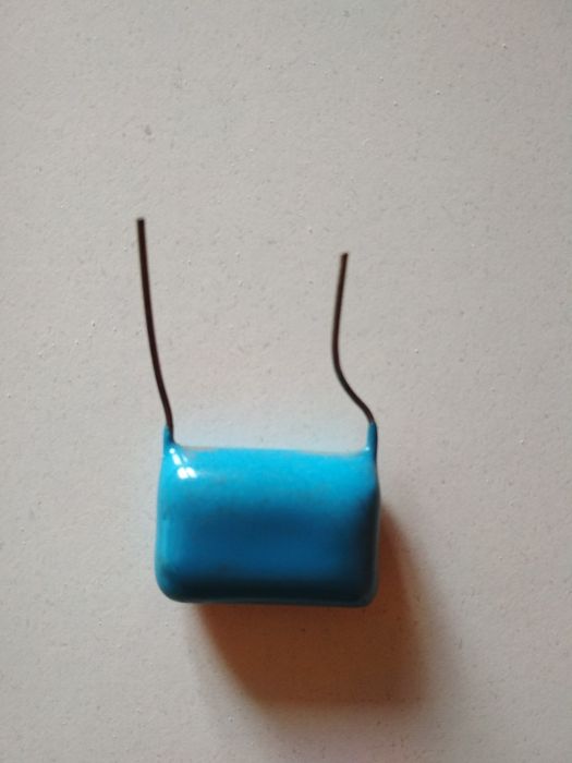 Новый конденсатор 150 пФ