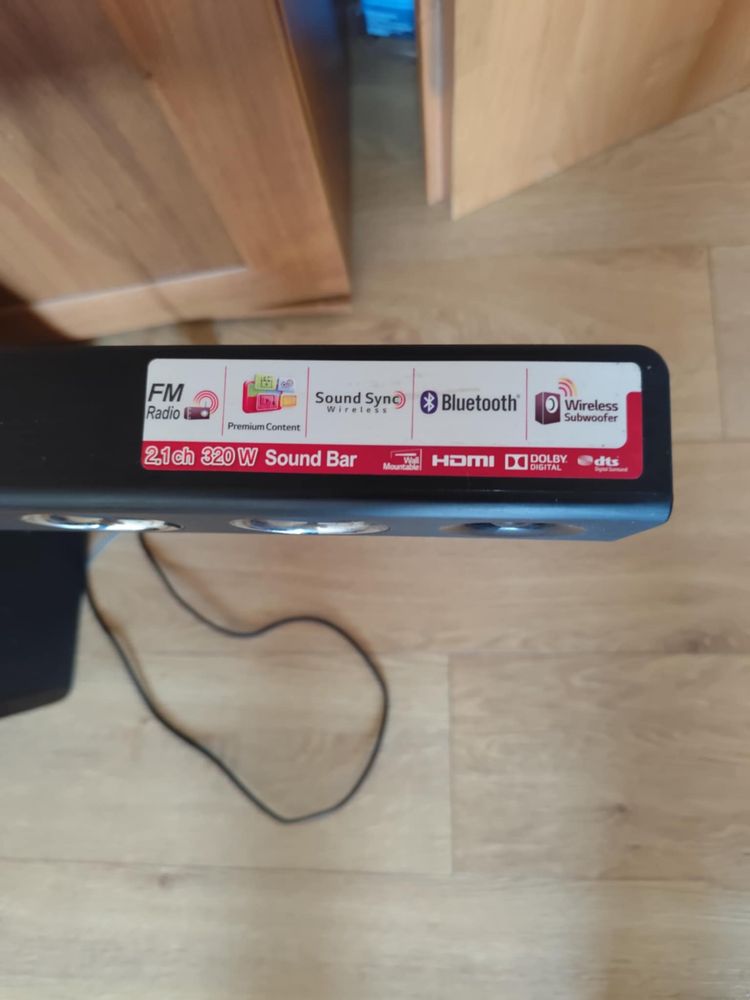 Sprzedam Soundbar LG 2.1