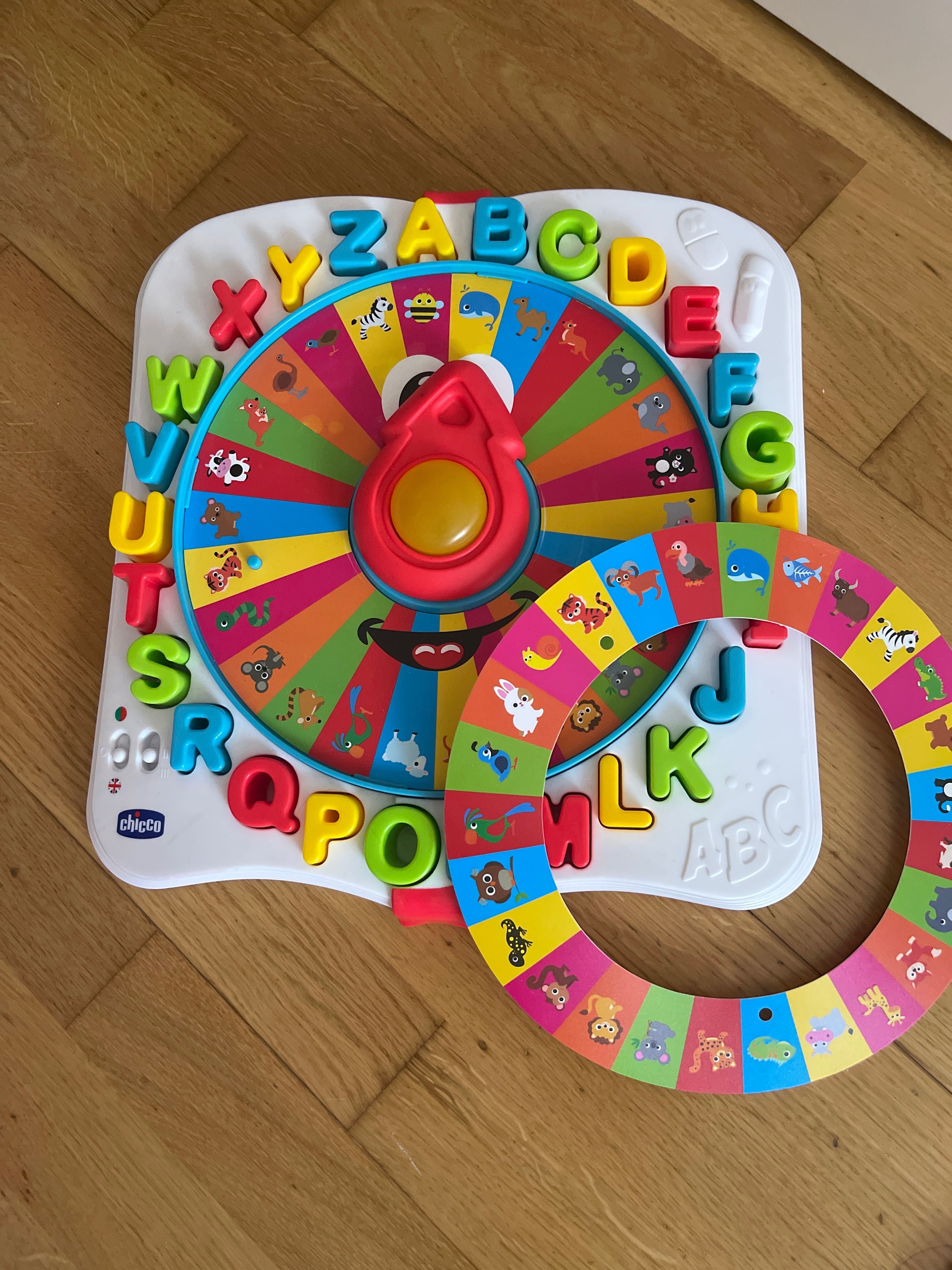 Baby Prof Chicco brinquedo interativo para aprender as letras