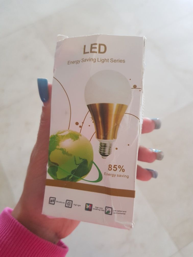 Lâmpada luz LED branca 12w com sensor NOVA