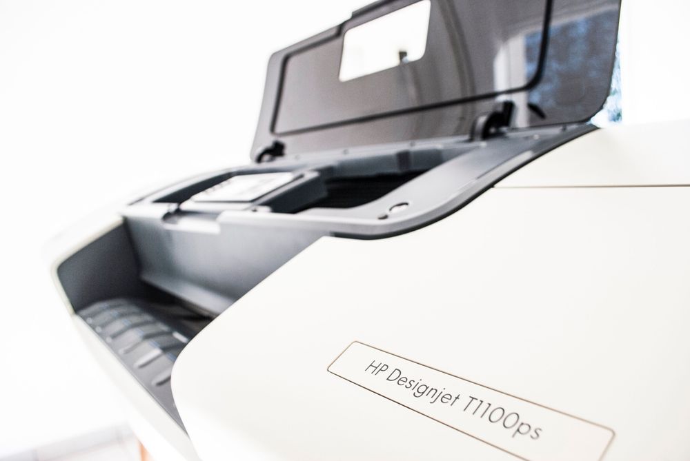 Plotter HP T1100PS 24 / A1 - Impressora Grande Formato