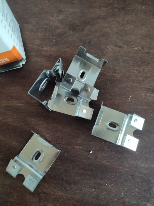 Arbiton MDF klamry mocujące x25 nowe