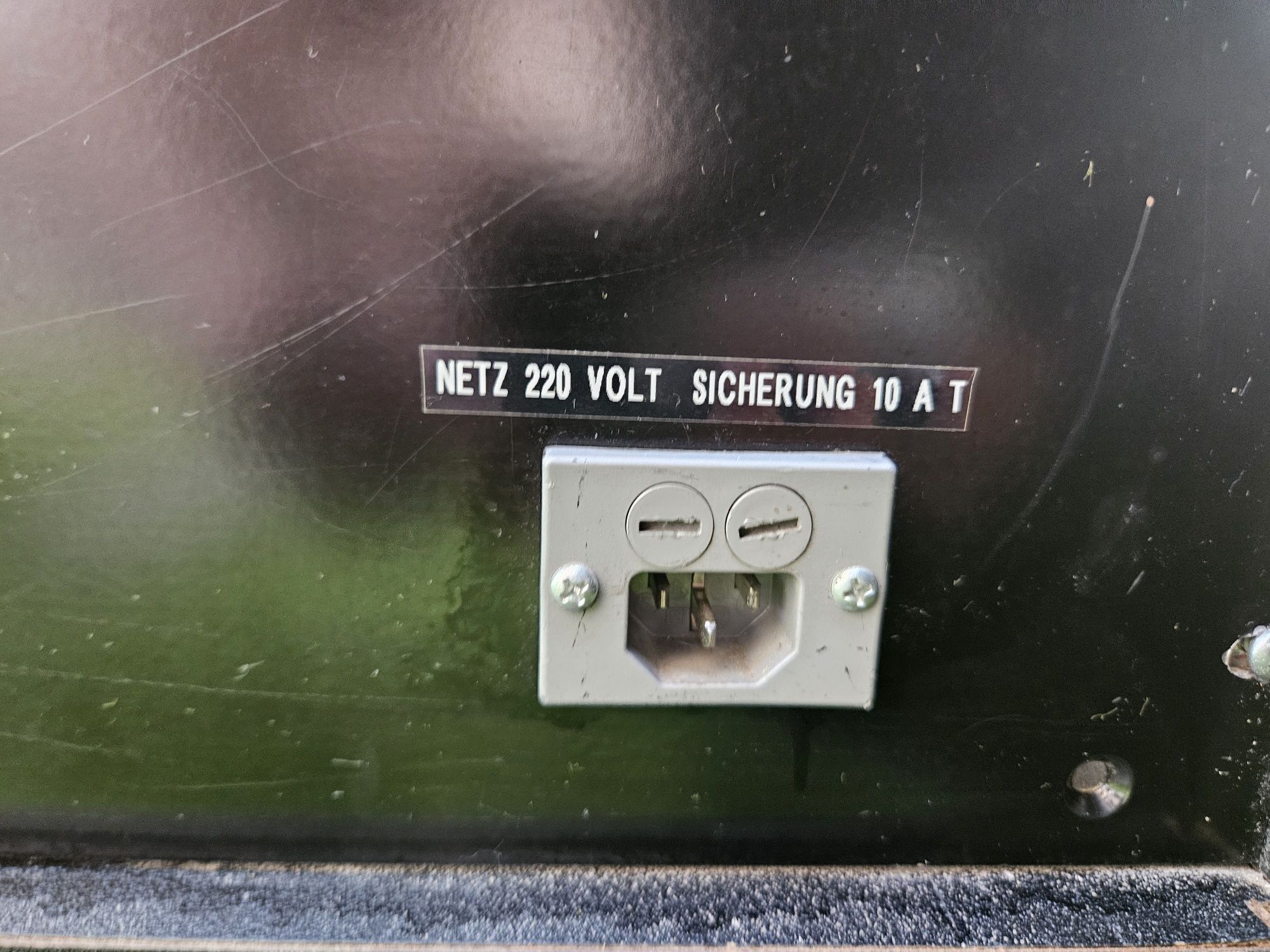 Szafa rack case na sprzęt audio / serwer / wzmacniacz