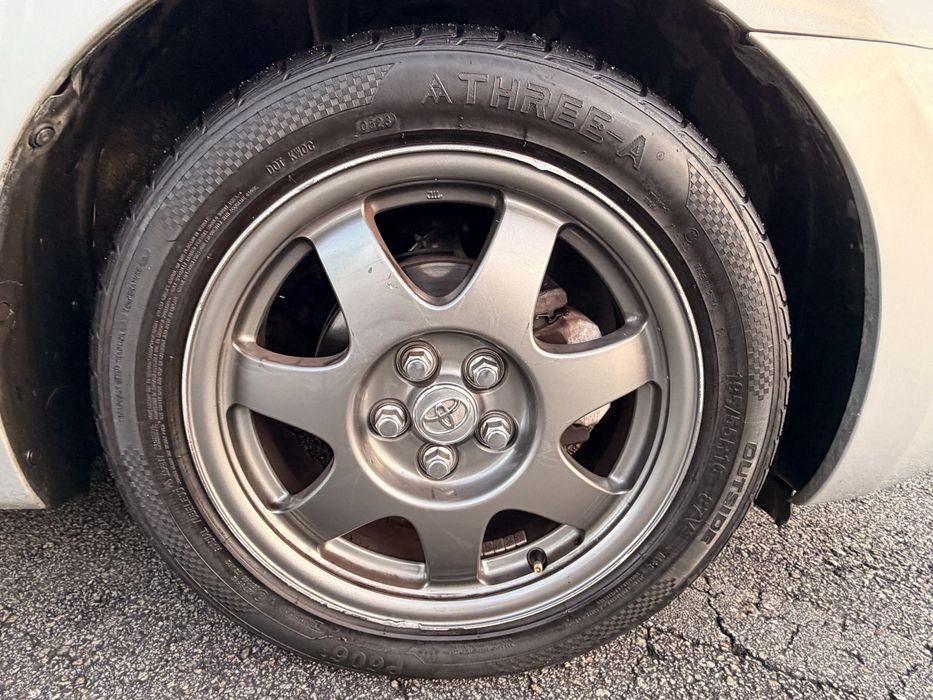 TOYOTA PRIUS 1.5 HÍBRIDO - 1 DONO