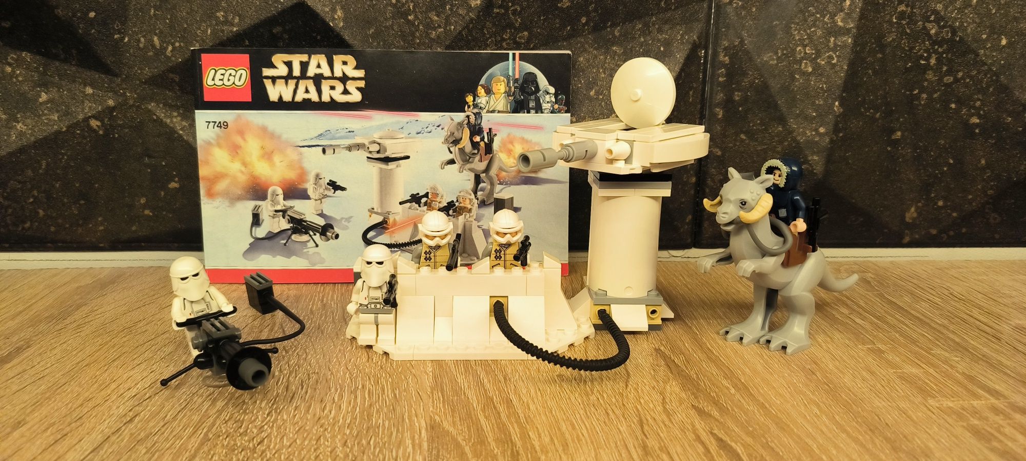 Lego 7749 Star Wars Dzień Dziecka