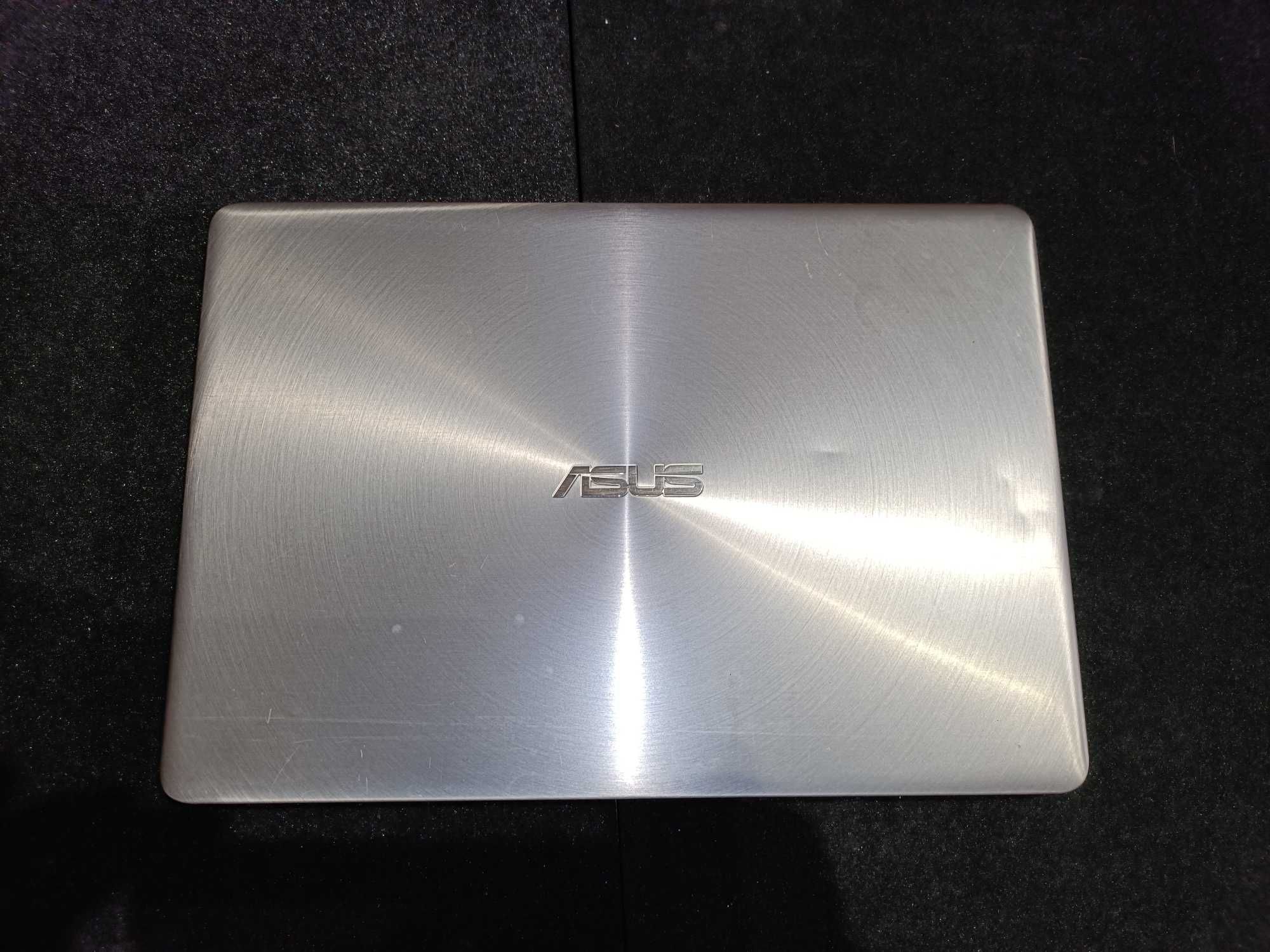 Computador portátil avariado Asus UX410 i7 940MX para peças