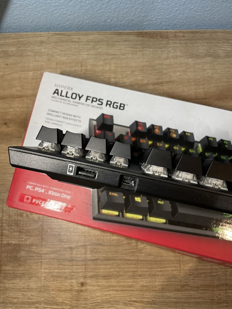 Ігрова клавіатура HyperX Alloy FPS RGB