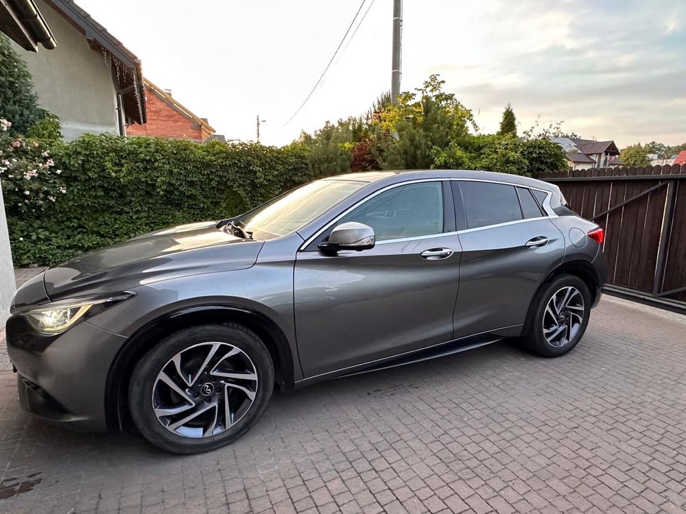 Infiniti Q30 automat 1.5 Diesel, FV