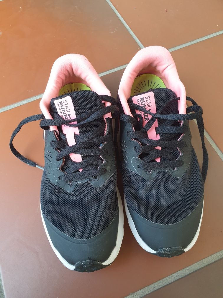 Buty Nike czarno różowe 35.5