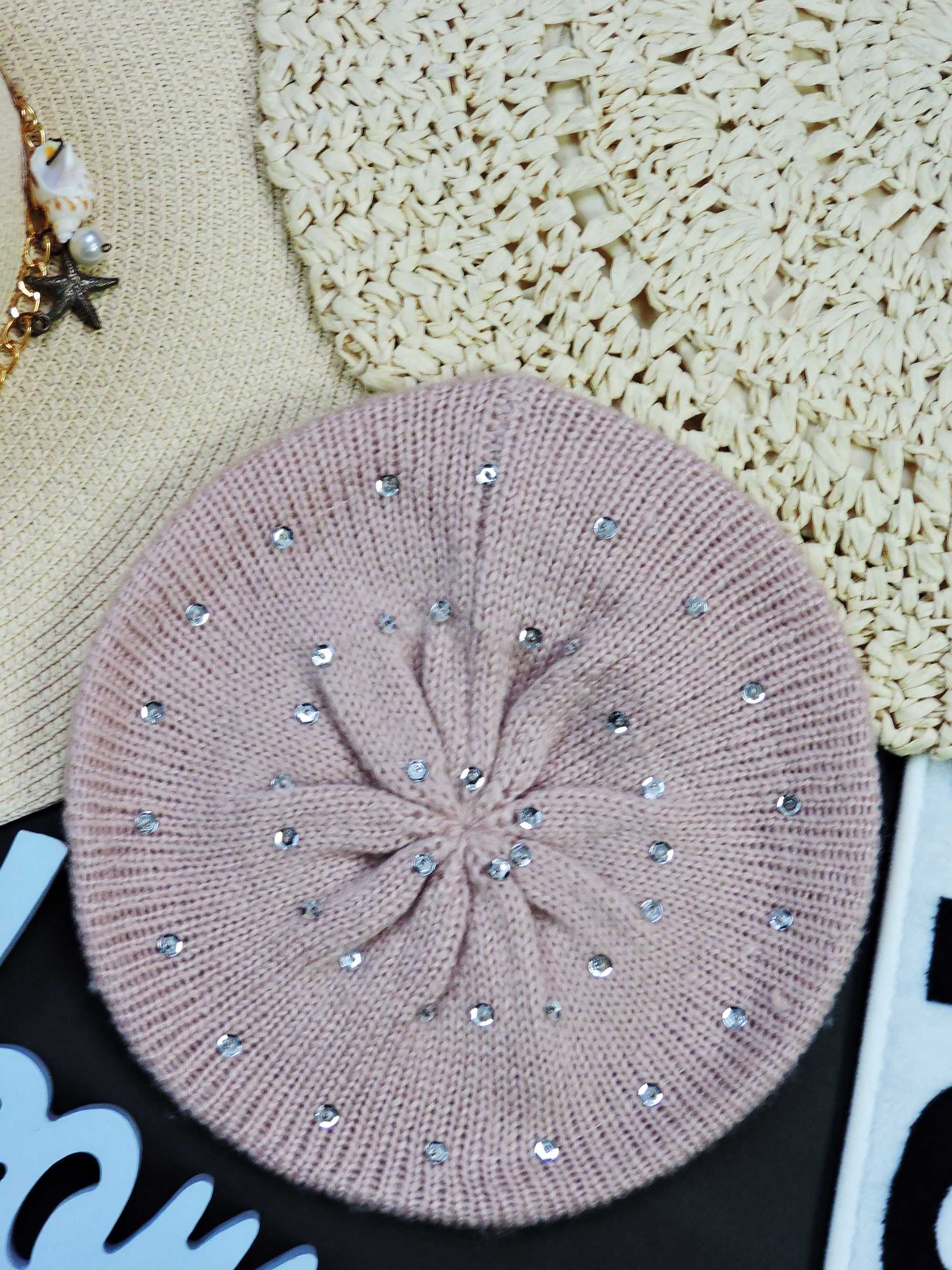 Orsay pudrowy beret cyrkonie
