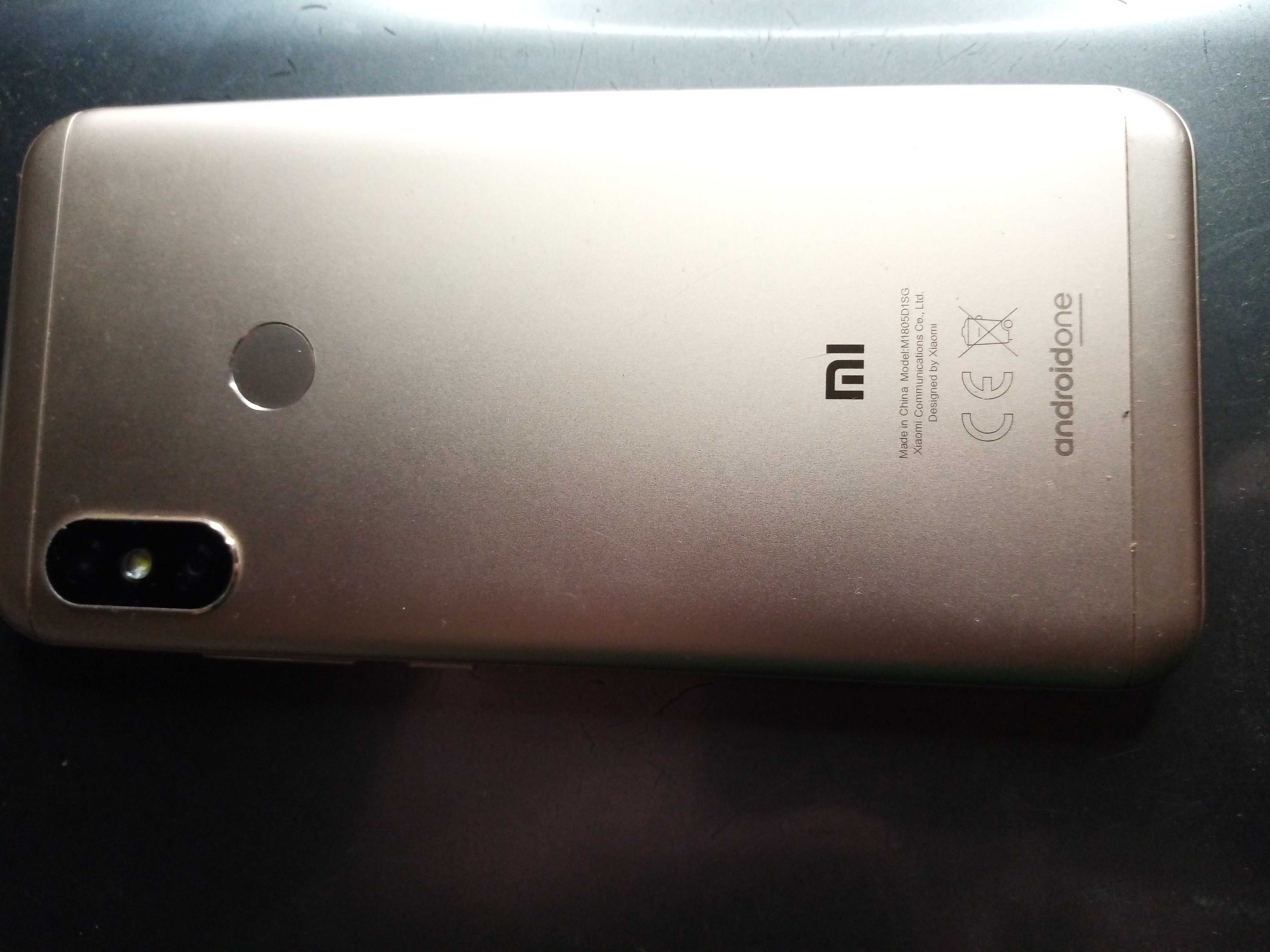 Xiaomi Mi A2 (Mi 6X) 4GB RAM PF Leia a descrição