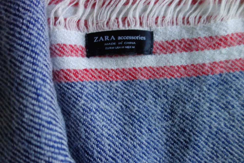 bardzo duży szal z frędzlami ZARA przytulny miękki  127 cm x 216 cm