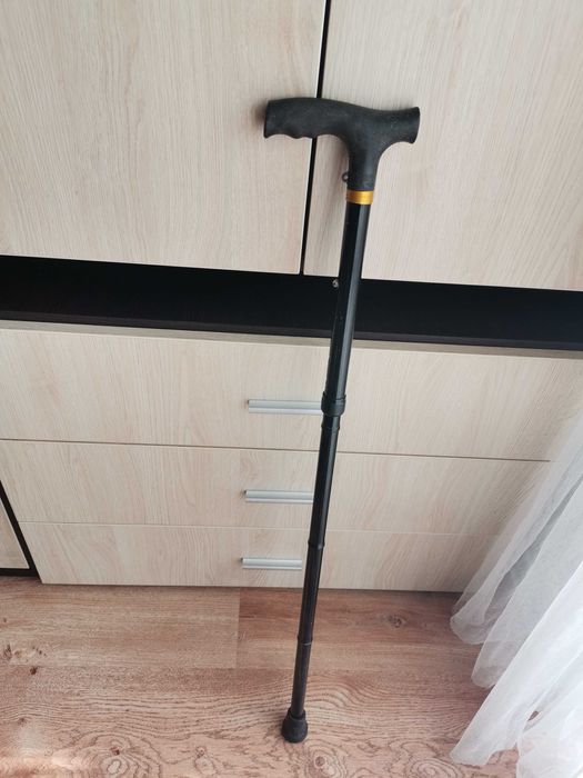 Laska inwalidzka do podpierania składana