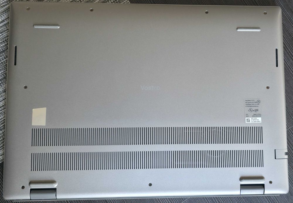 Dell Vostro 5630 i5-1340P 16GB RAM DDR5 SSD NVMe 512GB Windows 11 Pro