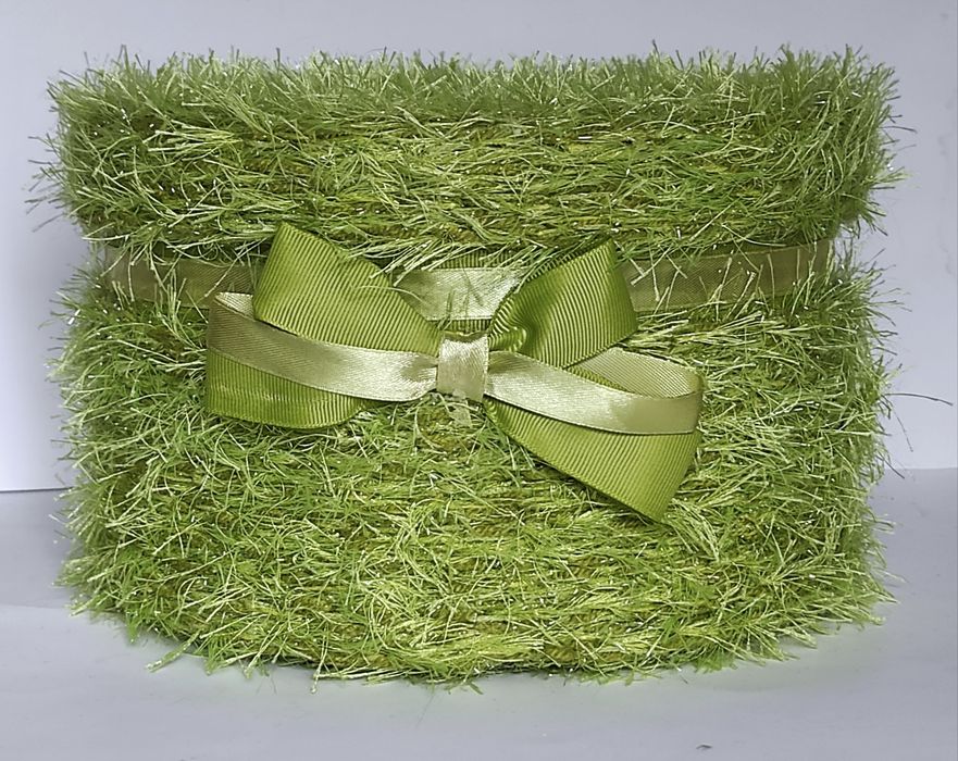 Подарункова коробка круглої форми — 22×14 см