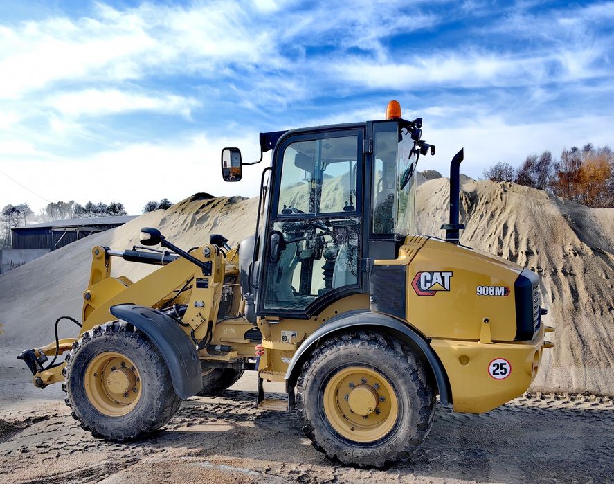 Cat 908M OKAZJA bogata wersja Sprowadzona 907 906