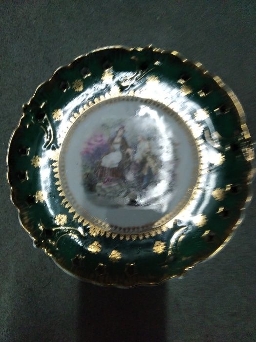 Magnífico Prato de Exposição Romântico