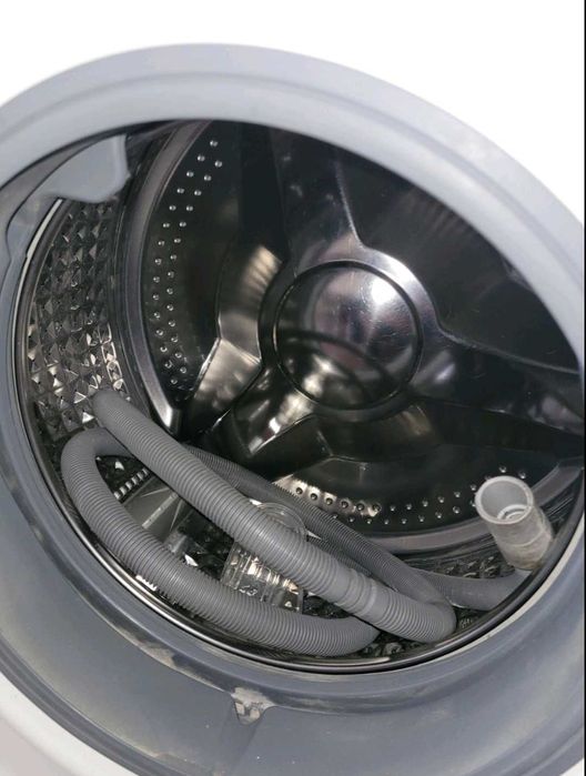 Пральна машина Samsung WF8590NMW, 6кг (б/у пару місяців)