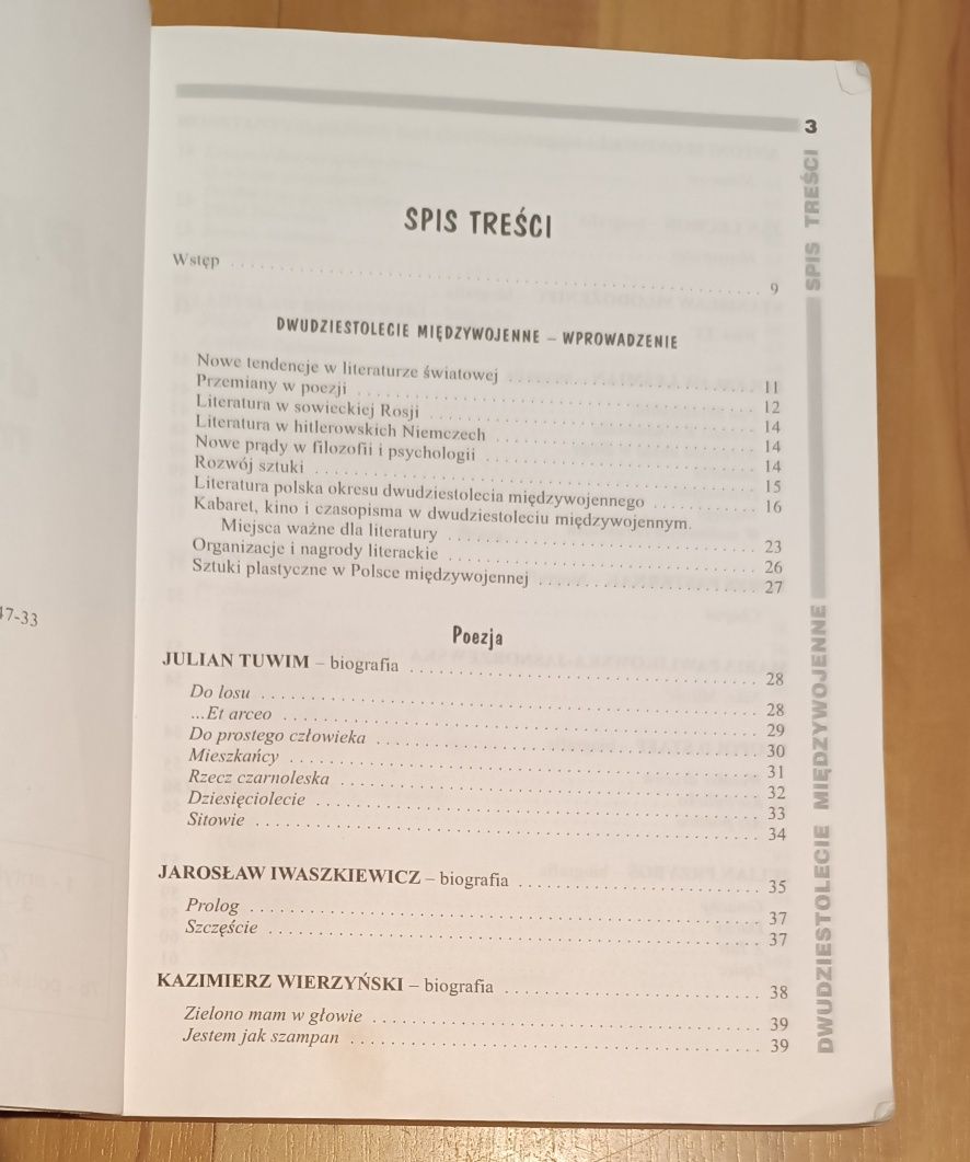 Opracowania lektury wiersze  szkoła średnia 8 zł zestaw