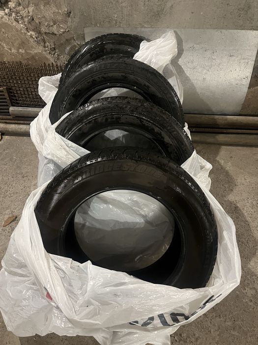 215/60 R16 Bridgestone