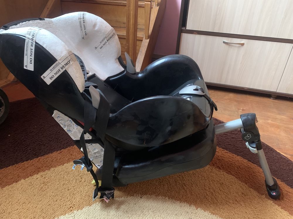 Автокрісло Maxi-Cosi Tobifix 9-18 кг