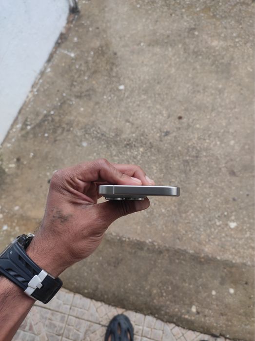 IPhone 16 pro 256GB como novo