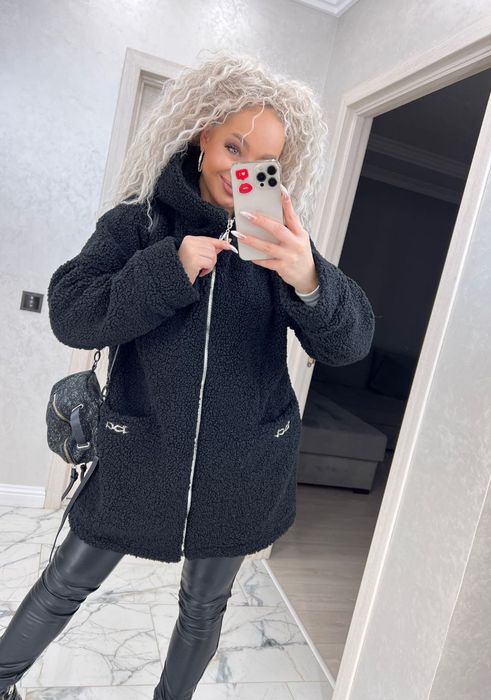 Куртка пальто демісизон з штучної овчини  хороших розмірів