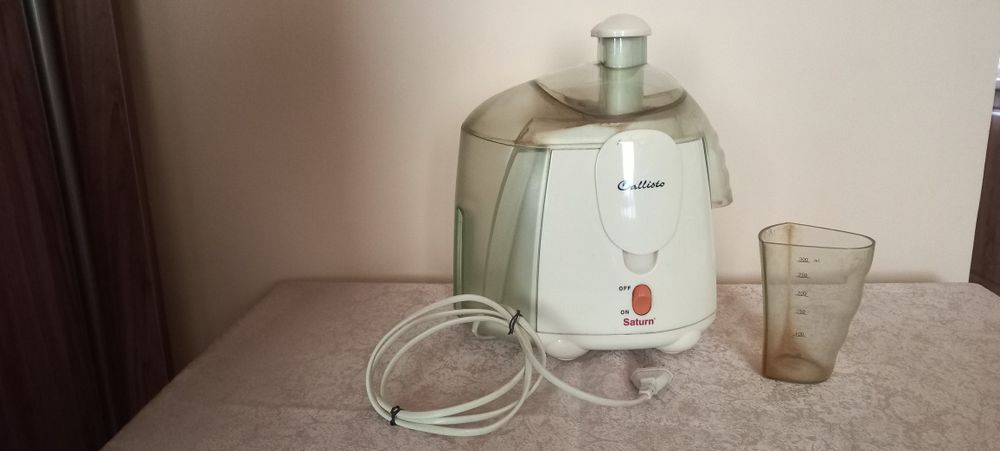 Saturn ST1045 соковижималка не робоча б/у