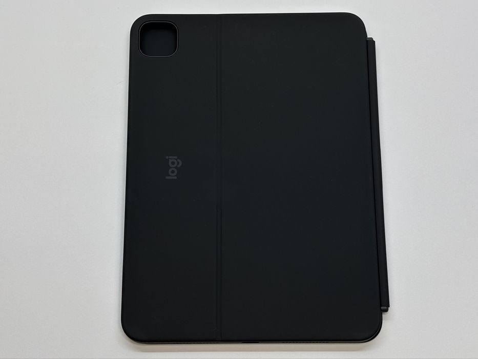 Klawiatura Logitech Combo Touch Ipad Pro 11 m4
