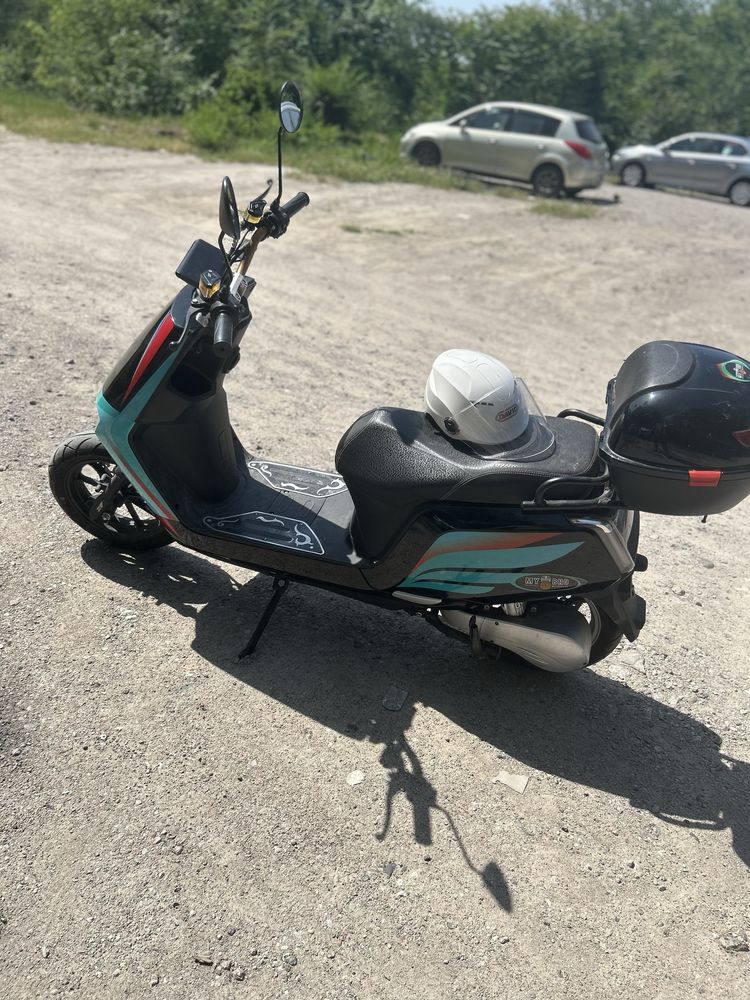 Электроскутер Mybro Niu Pro 2500