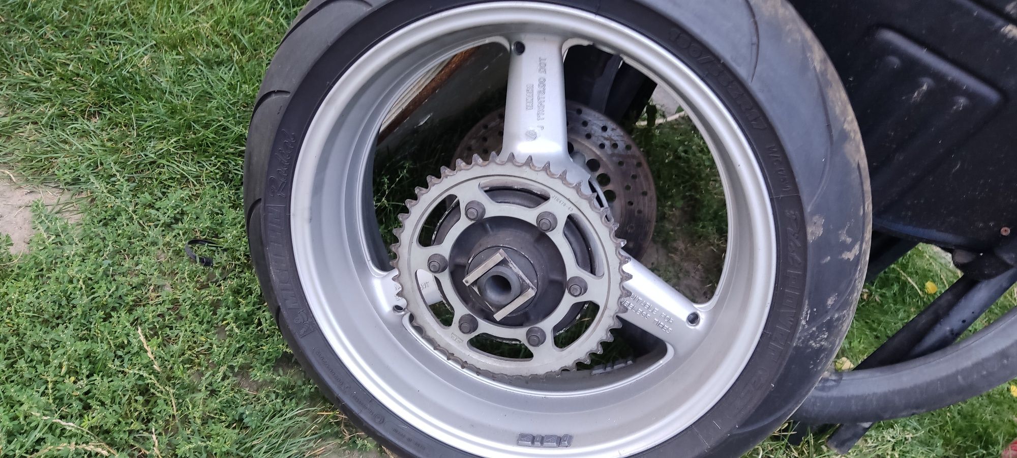 Yamaha R1 rn01 koło felga opona tarcza