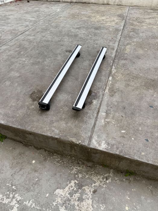 Barras de tejadilho alumínio Thule com fixadores Rapid System 757