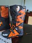 Botas de enduro novas, sem uso.