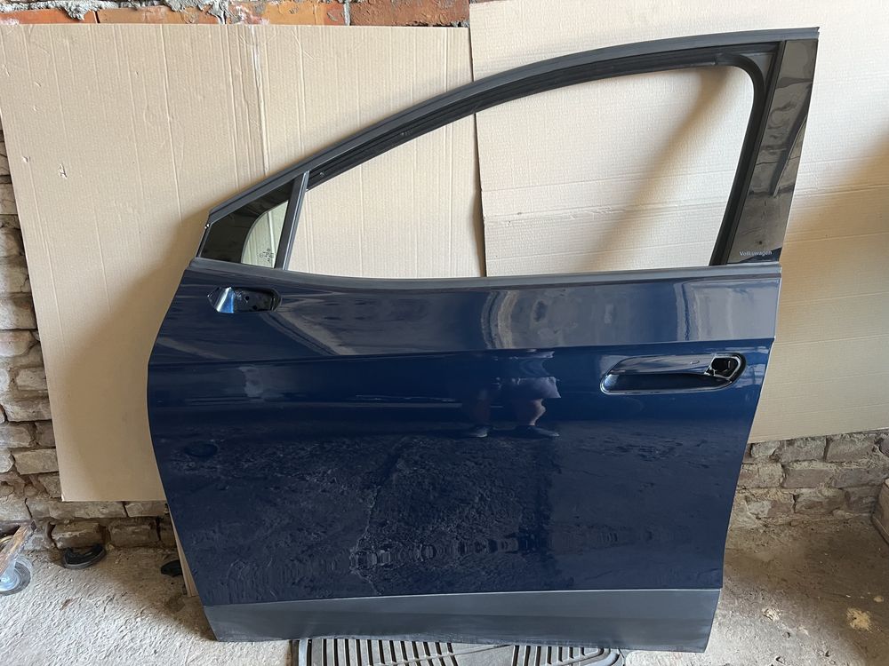Дверь голая передняя левая Volkswagen ID.4 23- молдинг, замок, keyless