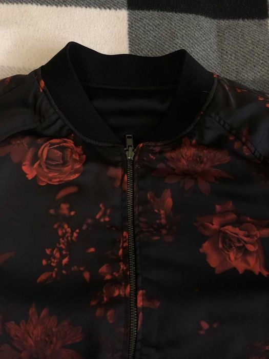 Чорний бомбер H&M в ідеальному стані