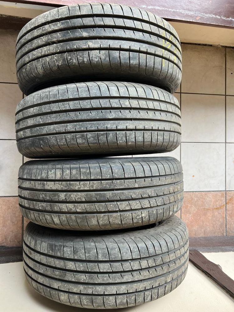 Opony Goodyear 235/60R18