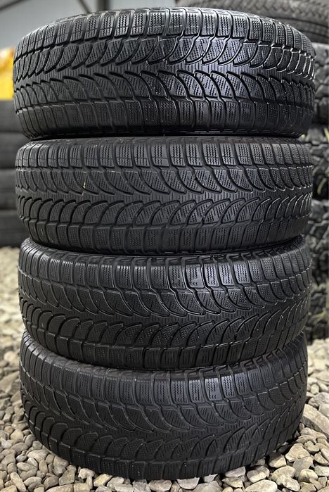 235/65 R17 4 шт. Bridgestone Blizzak LM-80
