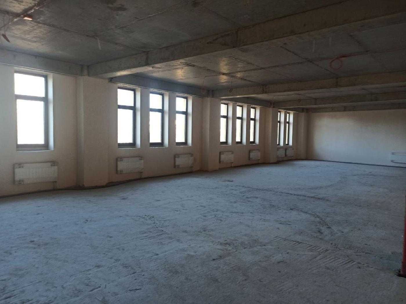 Продаж окремої будівлі на Подолі, по вулиці Вознесенський спуск 28.