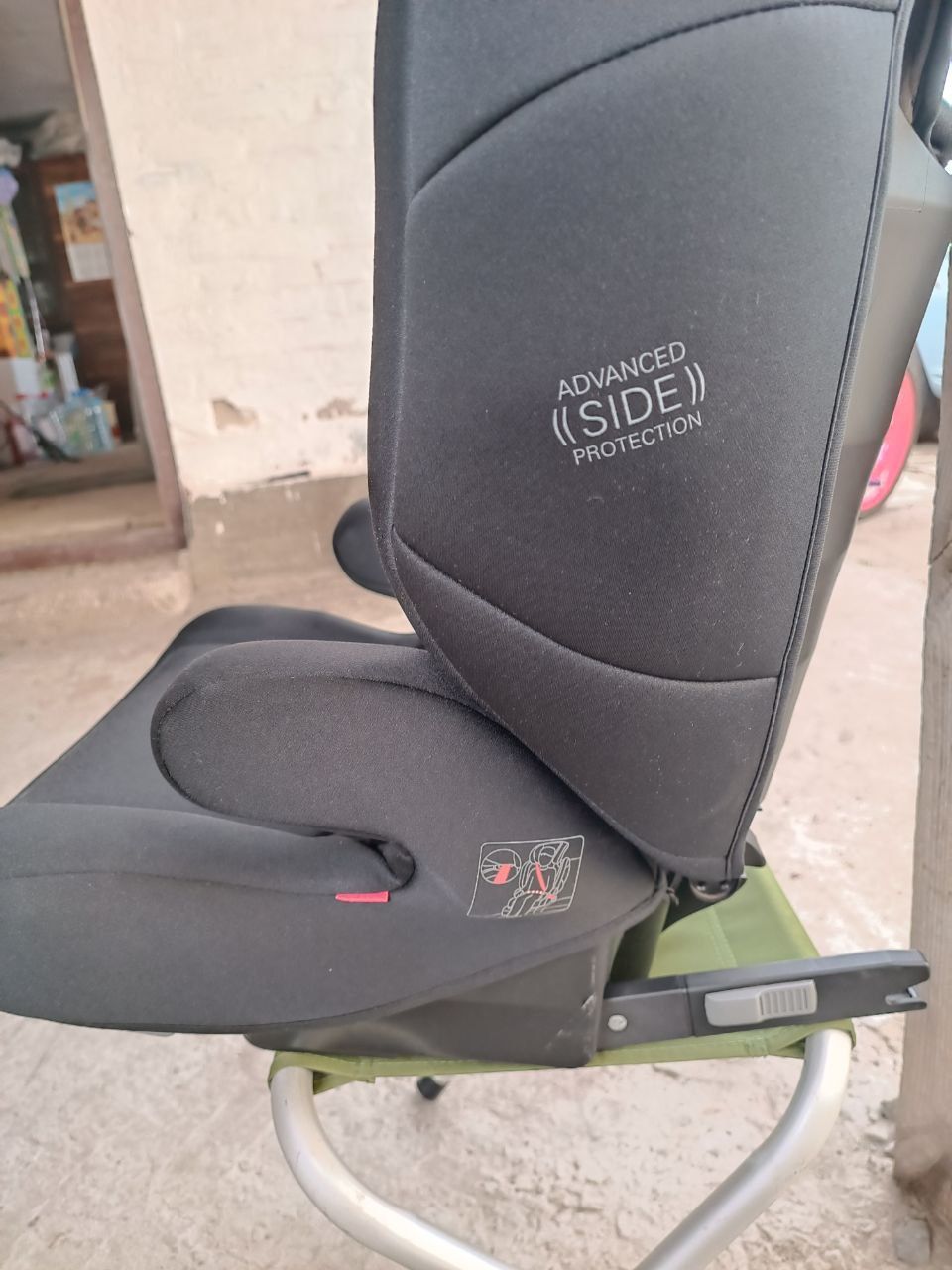 Автокресло Recaro Monza Nova EVO SeatFix