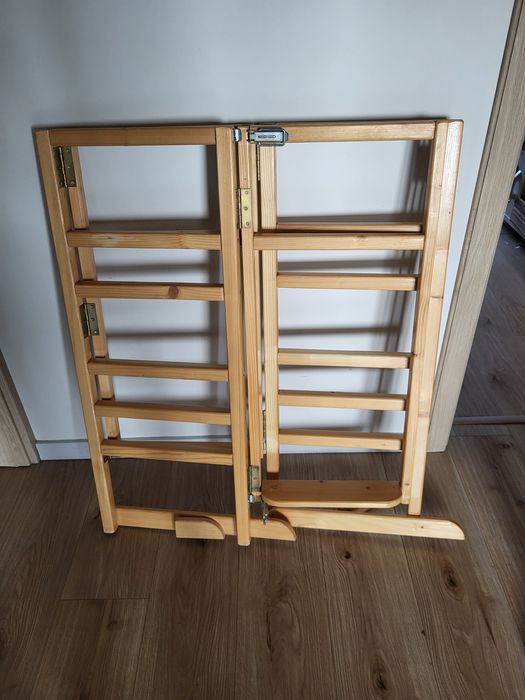 Składany Kitchen heleper, pomocnik kuchenny dla dzieci