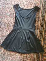 Sukienka mini tzw mała czarna wymiary na zdjęciu