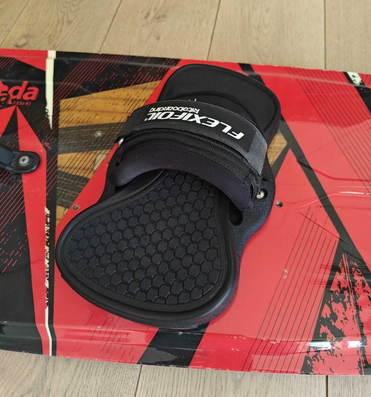 Deska kitesurfing Best Armada 135