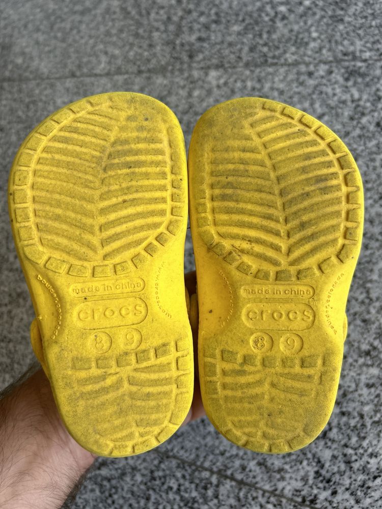 Crocs 24 ou 25 criança socas chinelos