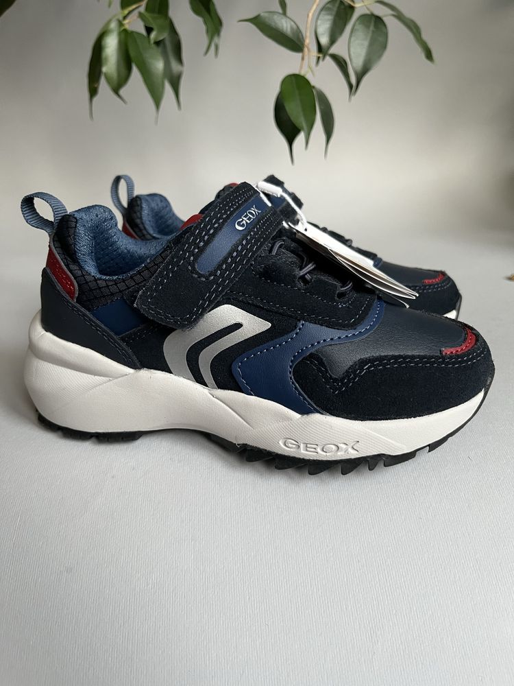 КРОСІВКИ GEOX HEEVOK 28р. 18,2см на хлопчика, на весну шкіряні кроссов
