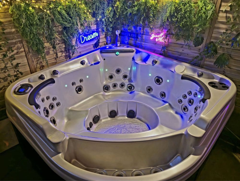 Jacuzzi Coast spas cascade III Phantom outlet