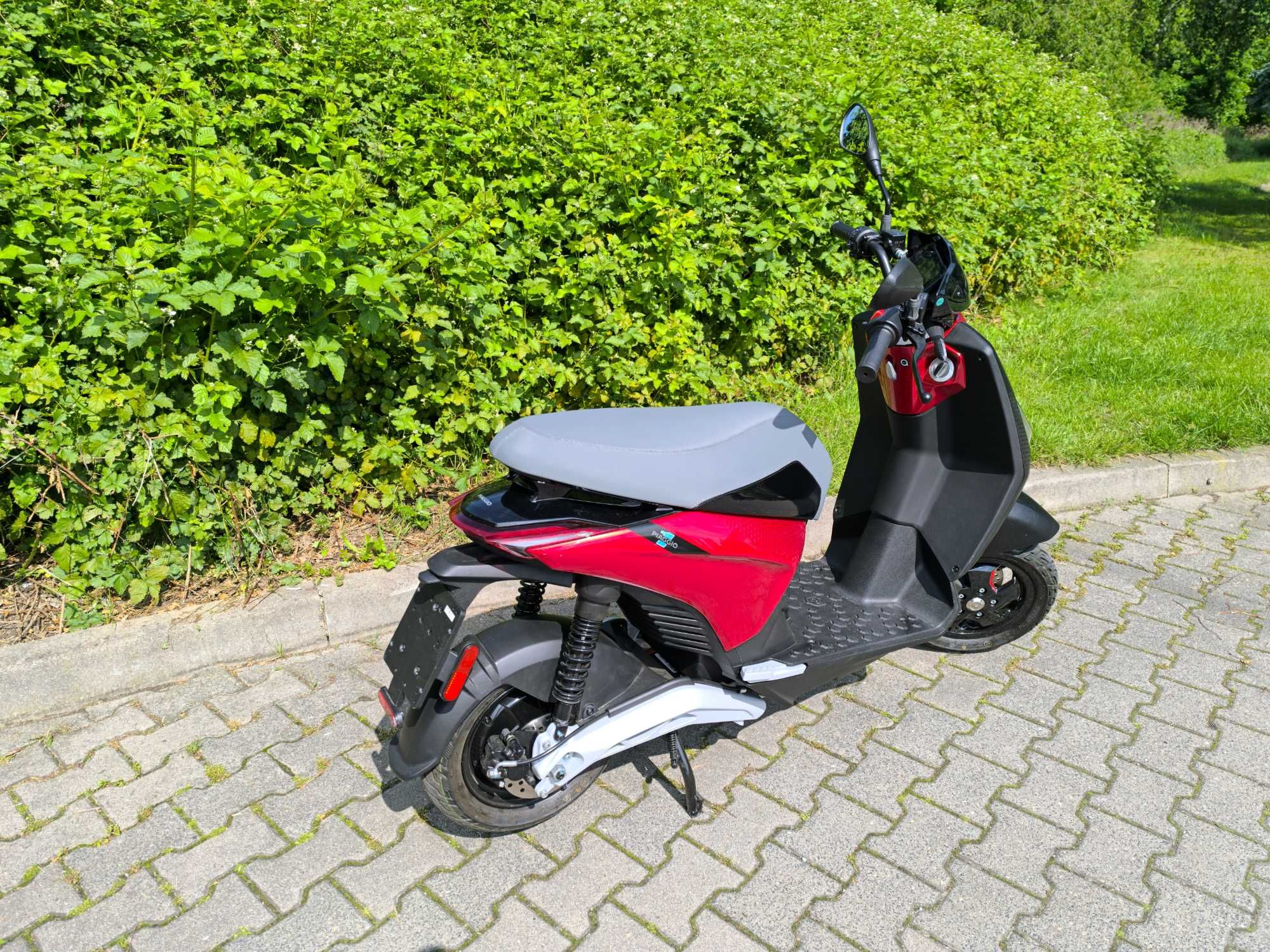 SPRZEDAM Piaggio active 1 plus elektryk
