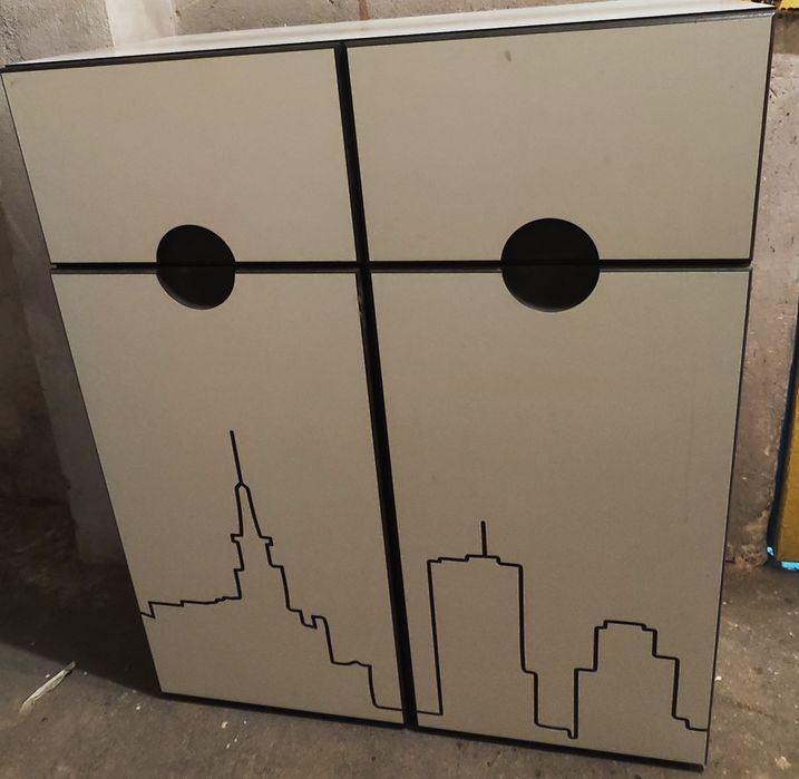 Komoda koloru białego